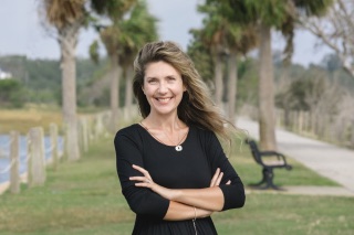 Portrait of Dr. Viktoriya Magid